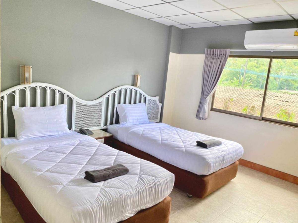 Nora Bukit Hotel Phuket Kültér fotó