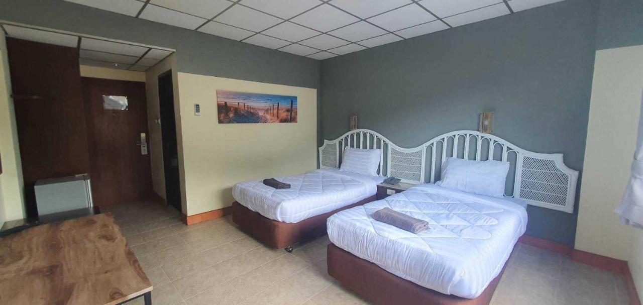 Nora Bukit Hotel Phuket Kültér fotó